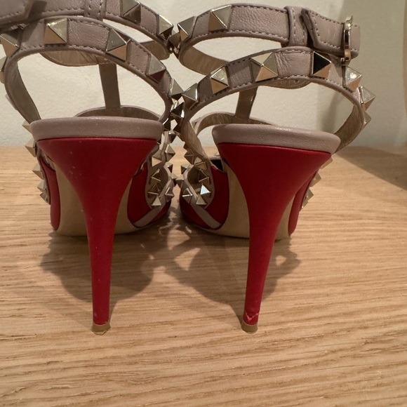 Valentino Red Pointed-Toe Rockstud T-Strap Pumps with Nude Straps - Picture 14 of 15